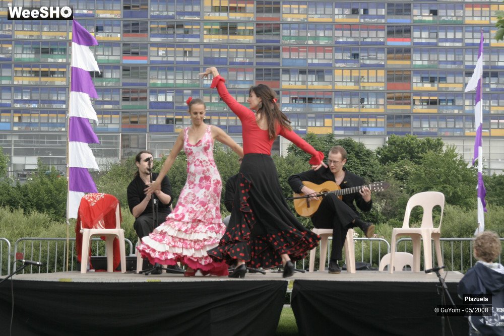 14/35 photos du spectacle Plazuela