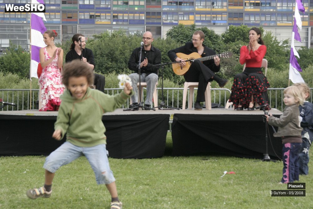 31/35 photos du spectacle Plazuela