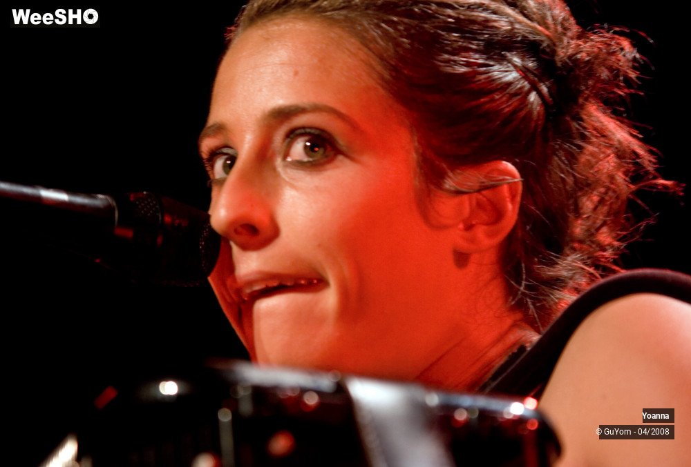 15/33 photos du spectacle Yoanna 2