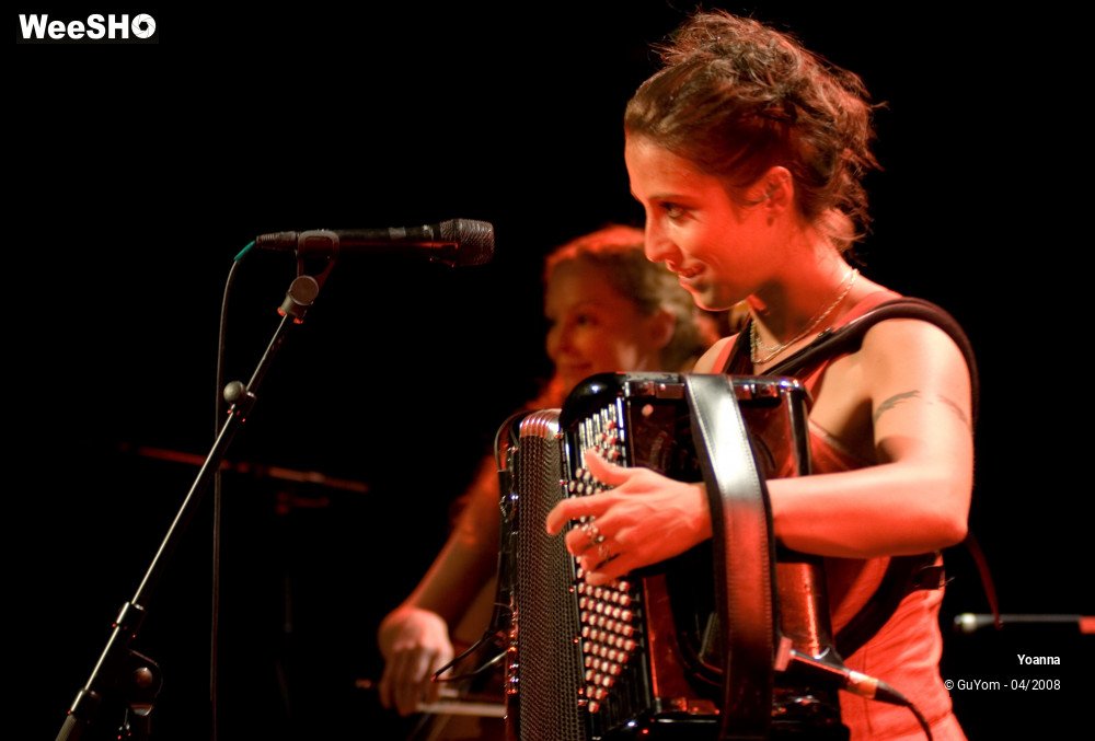 16/33 photos du spectacle Yoanna 2