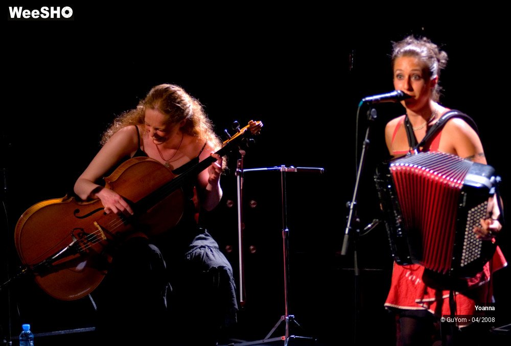 27/33 photos du spectacle Yoanna 2