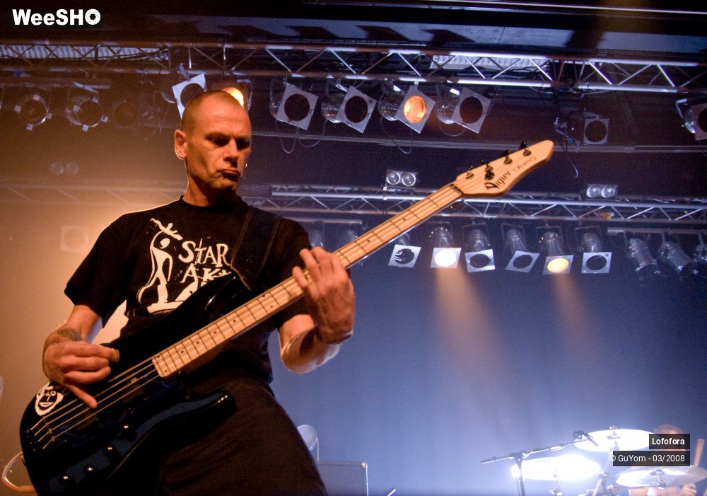 27/36 photos du spectacle Lofofora