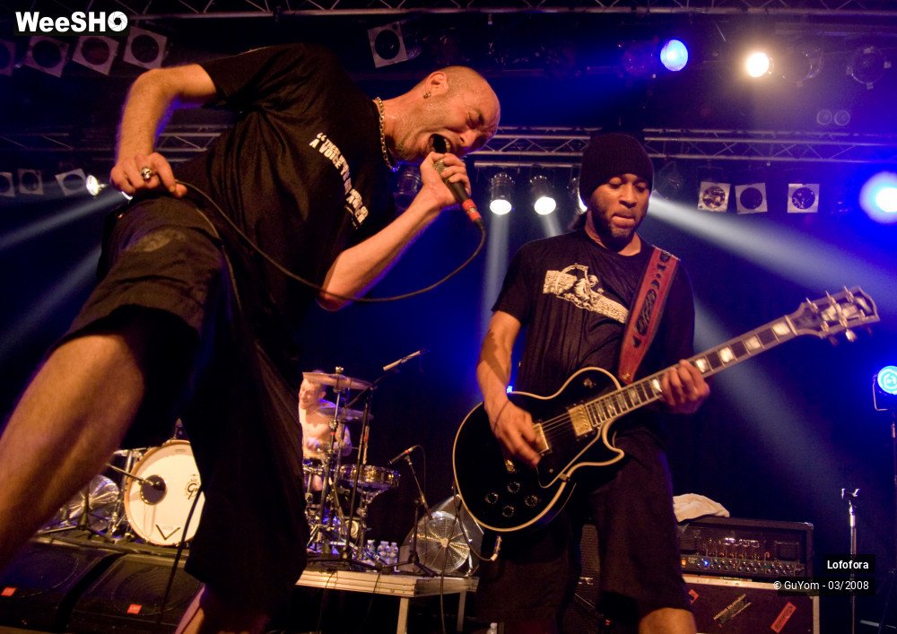 28/36 photos du spectacle Lofofora