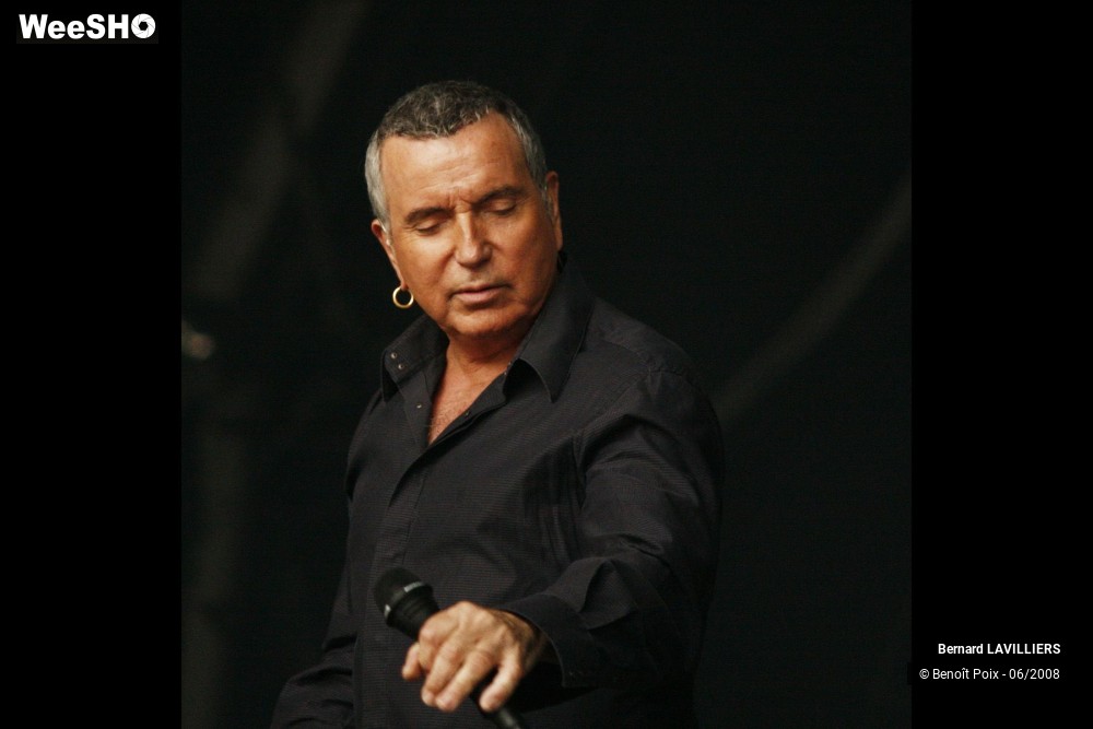 7/37 photos du spectacle Bernard LAVILLIERS