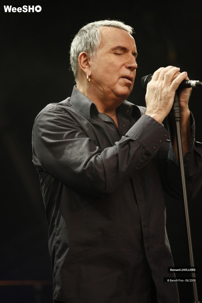 15/37 photos du spectacle Bernard LAVILLIERS