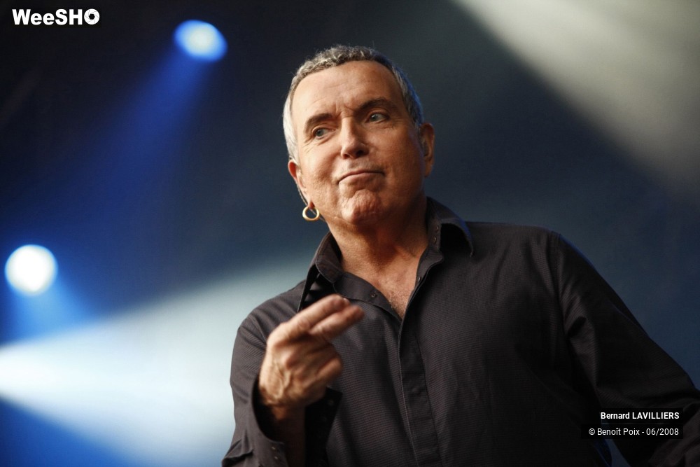 22/37 photos du spectacle Bernard LAVILLIERS