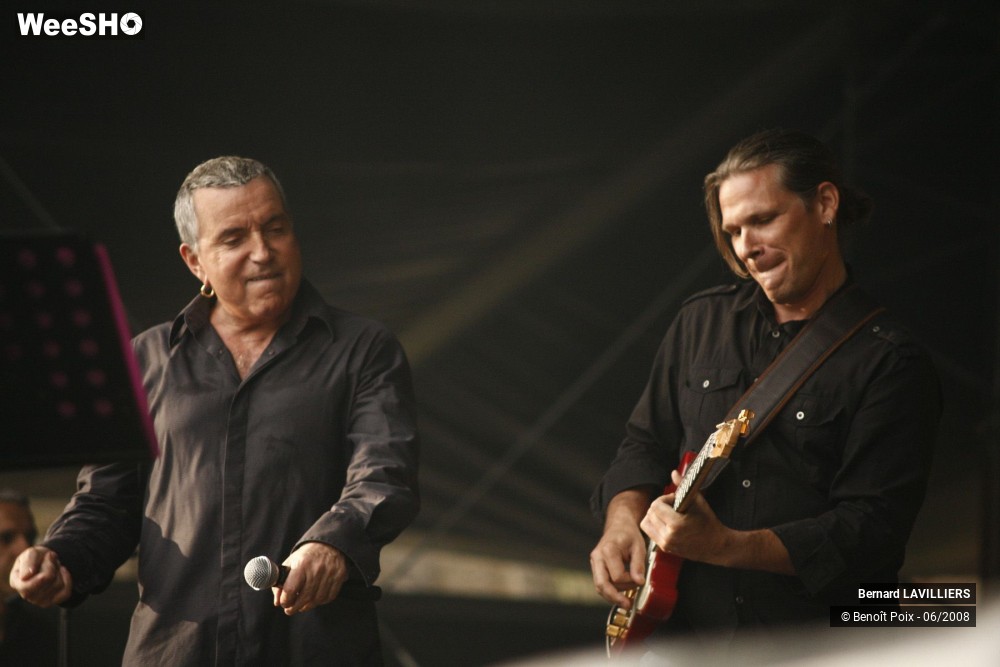 27/37 photos du spectacle Bernard LAVILLIERS