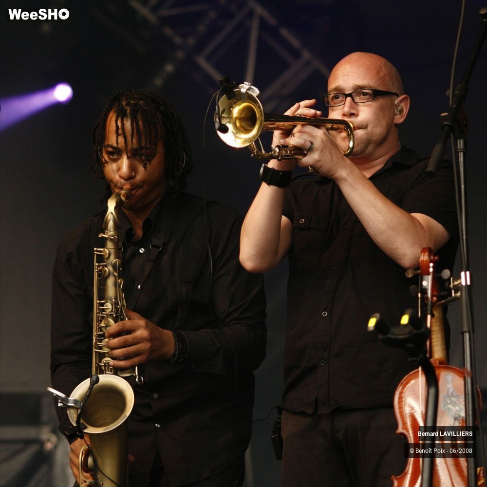 29/37 photos du spectacle Bernard LAVILLIERS