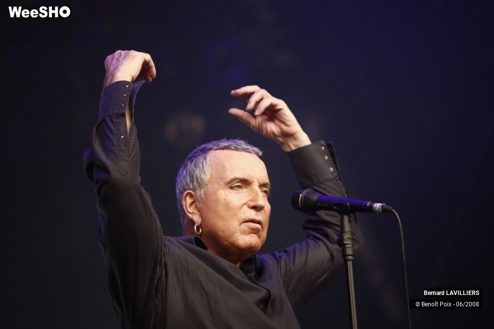 31/37 photos du spectacle Bernard LAVILLIERS