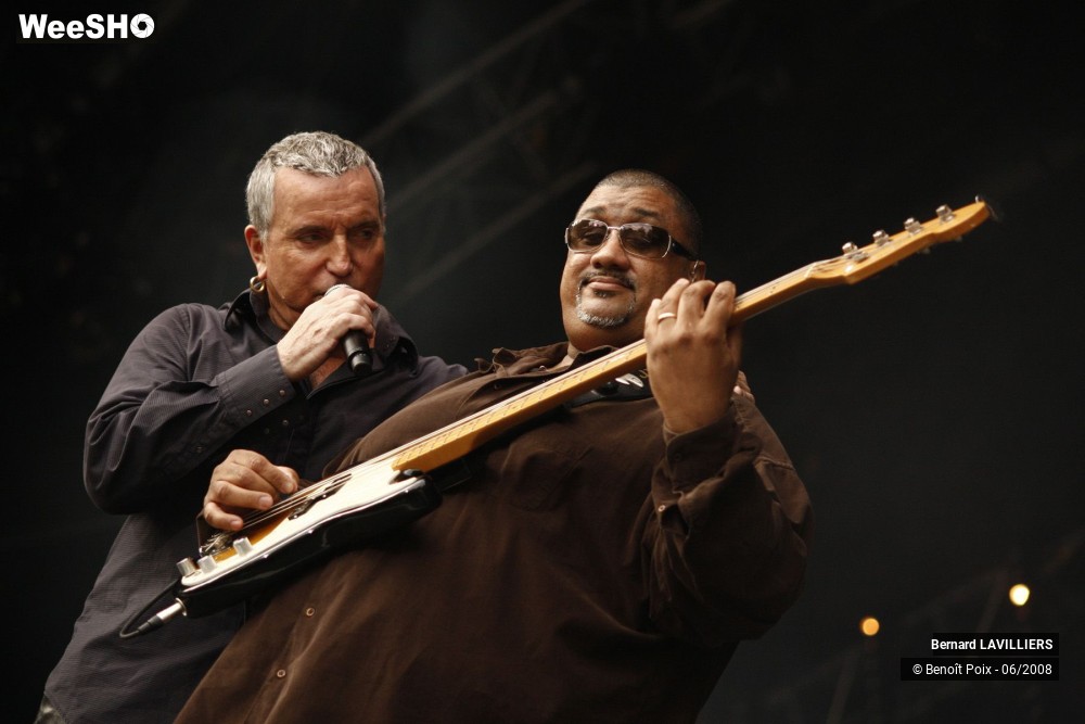 33/37 photos du spectacle Bernard LAVILLIERS