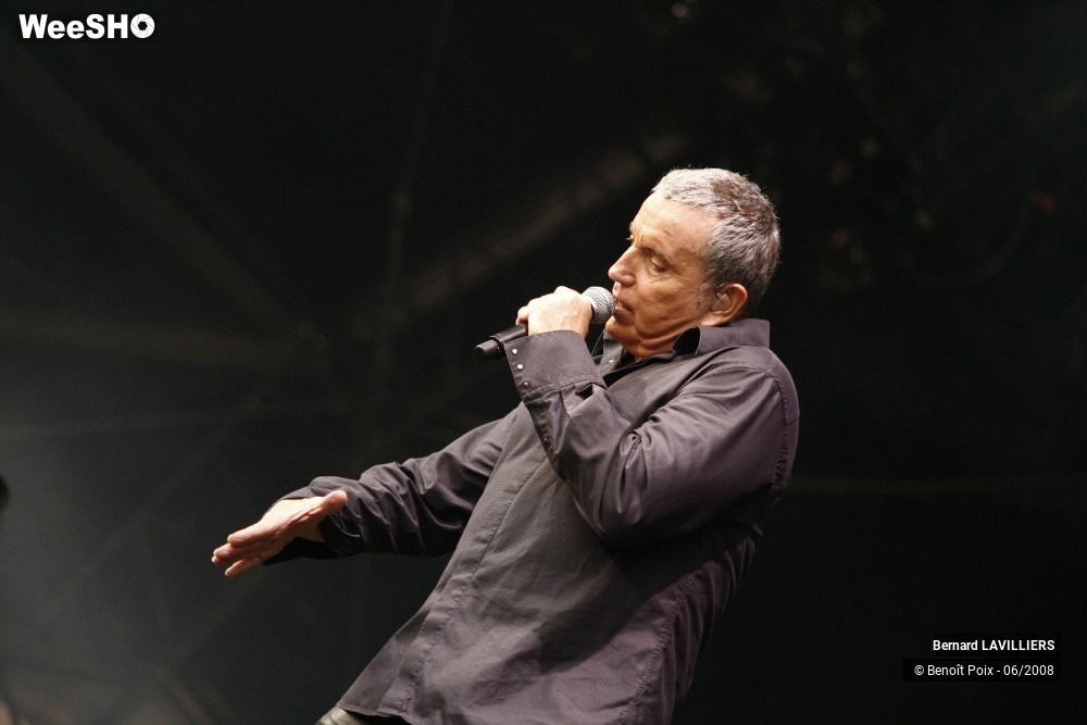 34/37 photos du spectacle Bernard LAVILLIERS