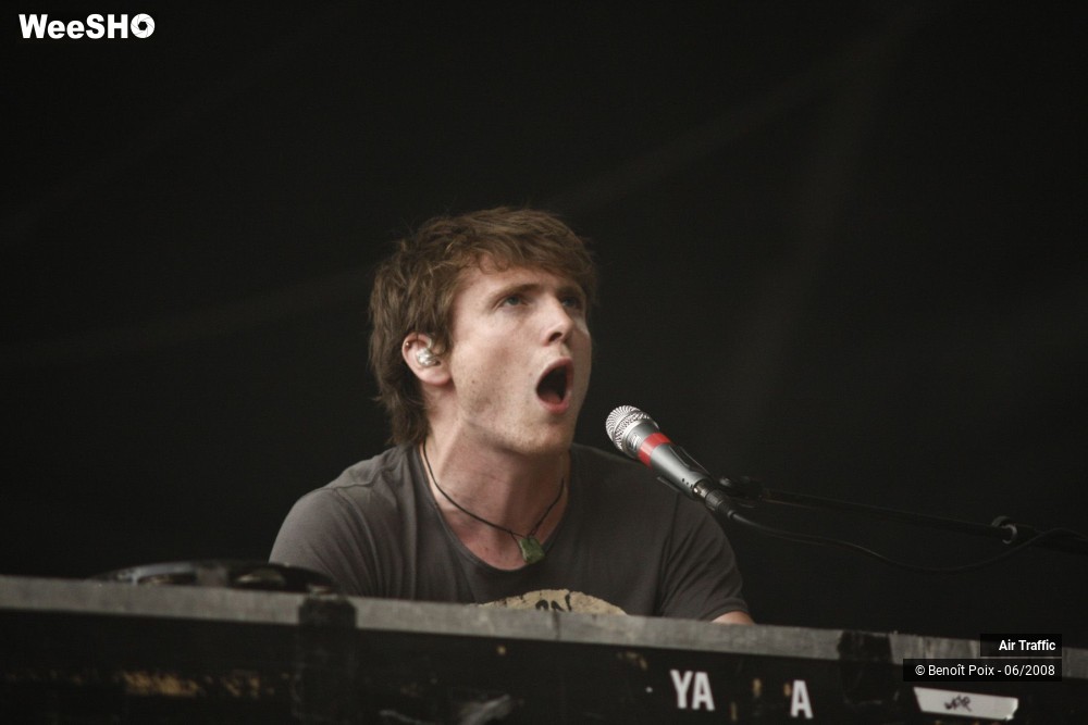 14/15 photos du spectacle Air Traffic