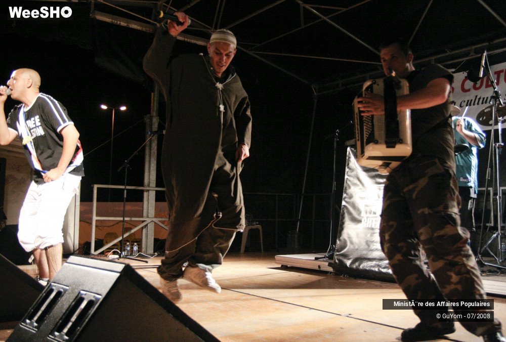 9/47 photos du spectacle Ministère des Affaires Populaires