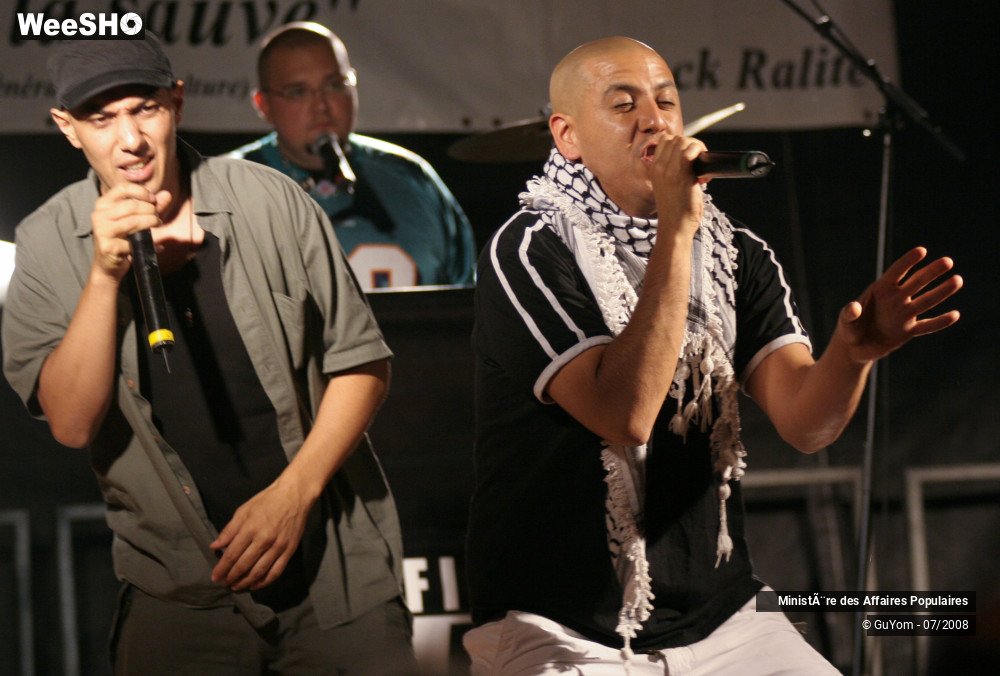 24/47 photos du spectacle Ministère des Affaires Populaires