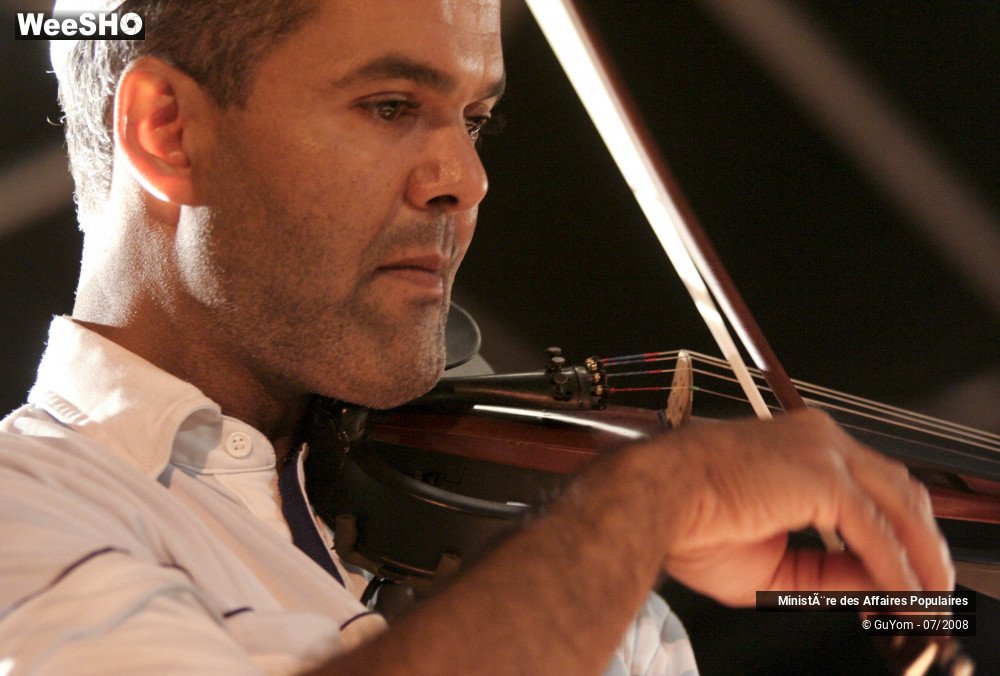 27/47 photos du spectacle Ministère des Affaires Populaires