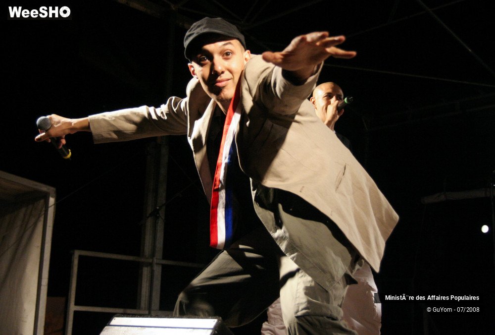 37/47 photos du spectacle Ministère des Affaires Populaires