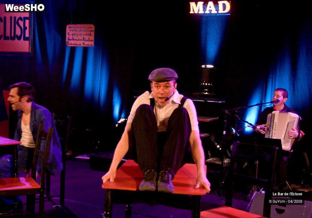 2/35 photos du spectacle le Bar de l'Ecluse
