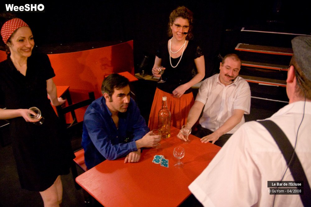 7/35 photos du spectacle le Bar de l'Ecluse