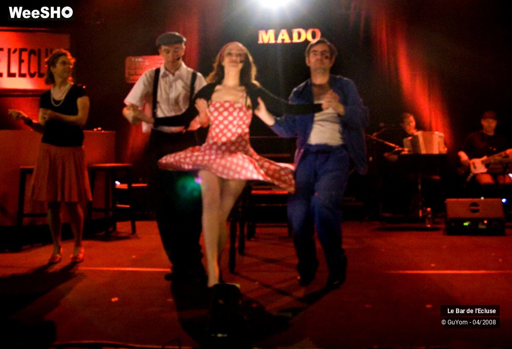 14/35 photos du spectacle le Bar de l'Ecluse
