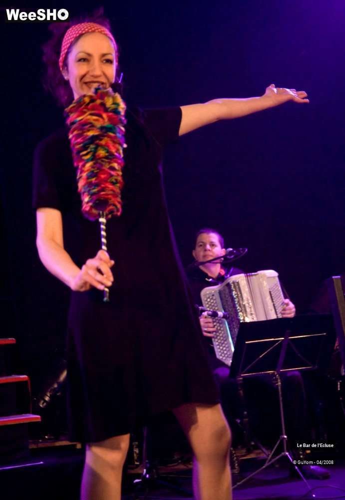 32/35 photos du spectacle le Bar de l'Ecluse