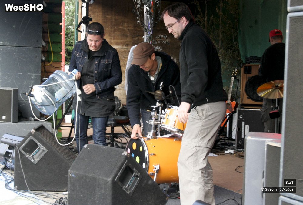 4/28 photos du spectacle Staff Festival des illuminés 2008