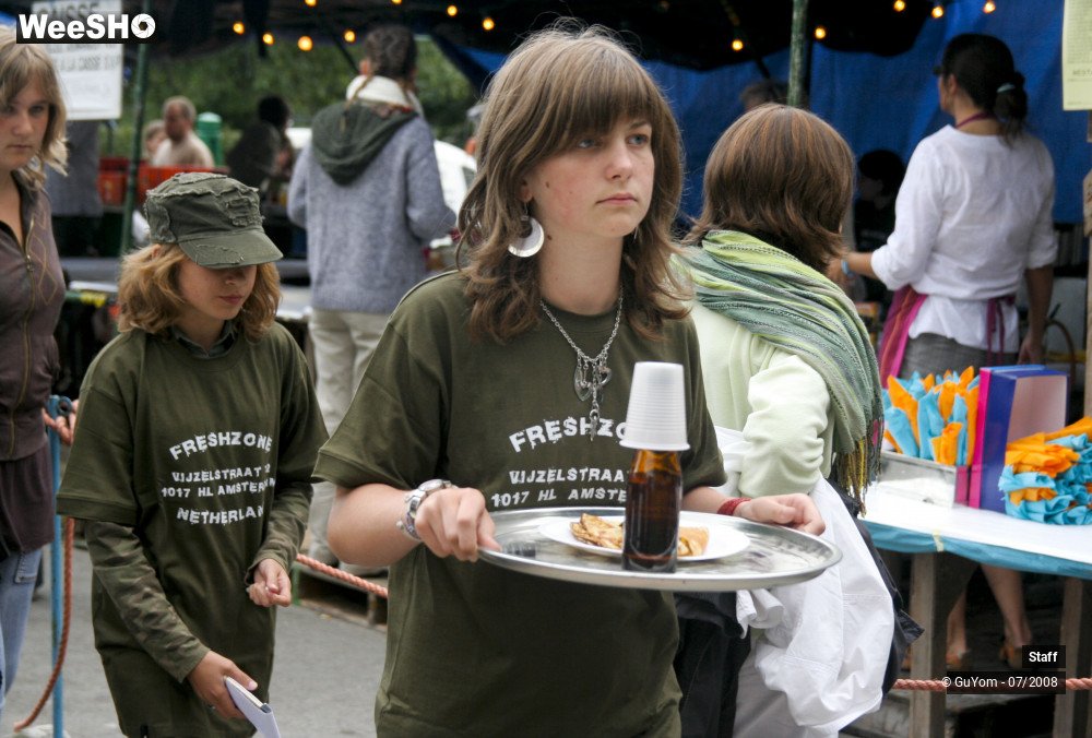 14/28 photos du spectacle Staff Festival des illuminés 2008
