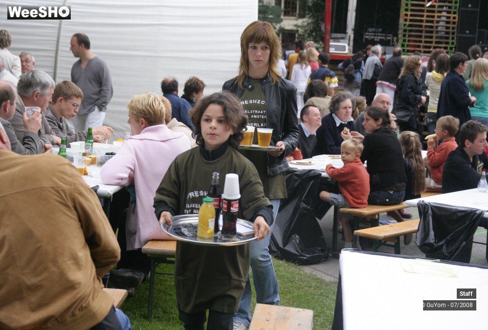 24/28 photos du spectacle Staff Festival des illuminés 2008