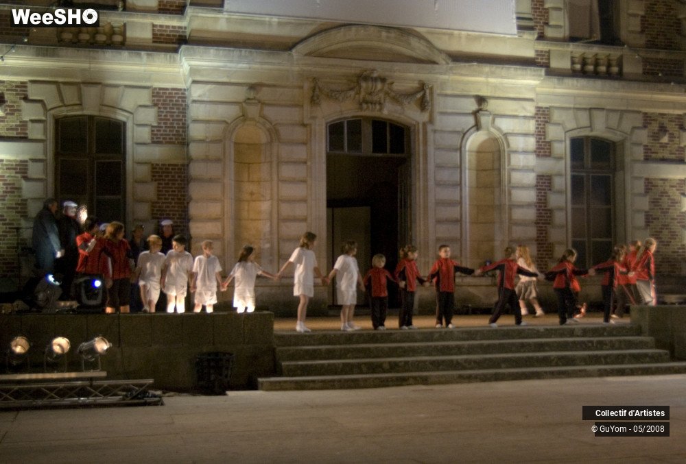 27/34 photos du spectacle Son & Lumière Raismes 1