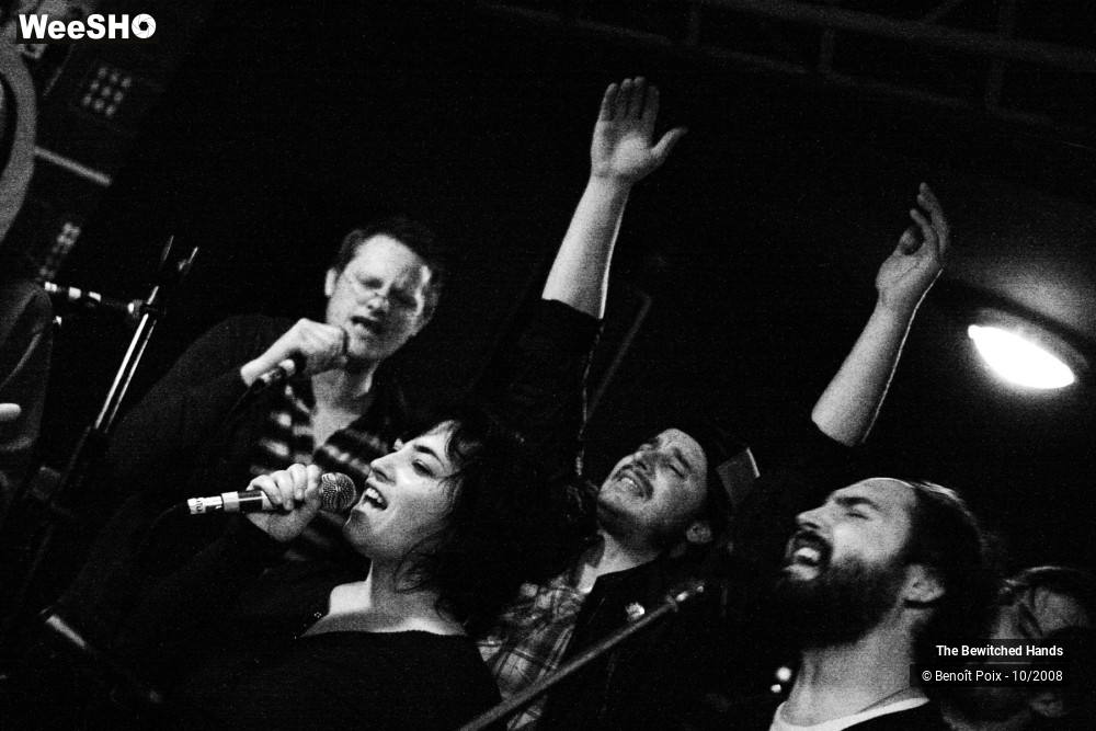 17/25 photos du spectacle The Bewitched Hands