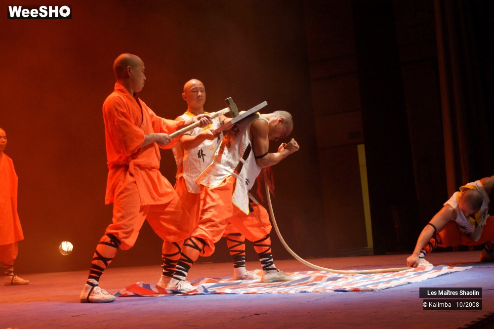 7/50 photos du spectacle Les Maîtres Shaolin