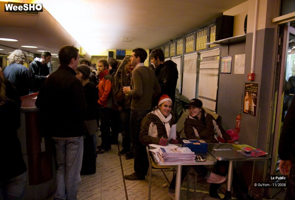 18/23 photos du spectacle Ambiance/Staff Le père Noël...