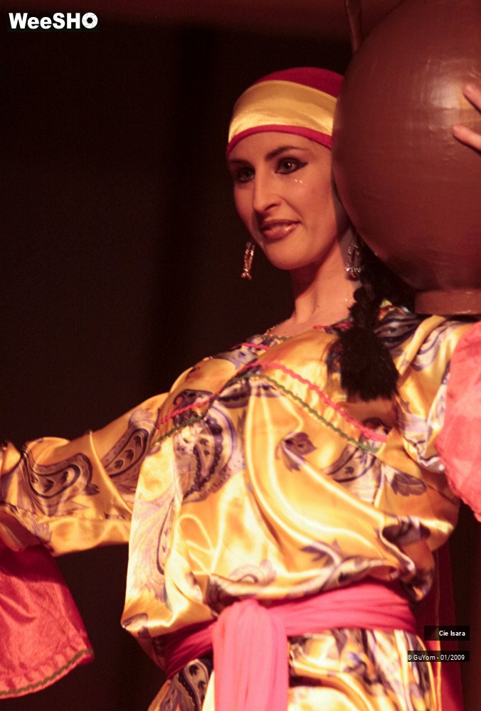 2/51 photos du spectacle Compagnie Isara