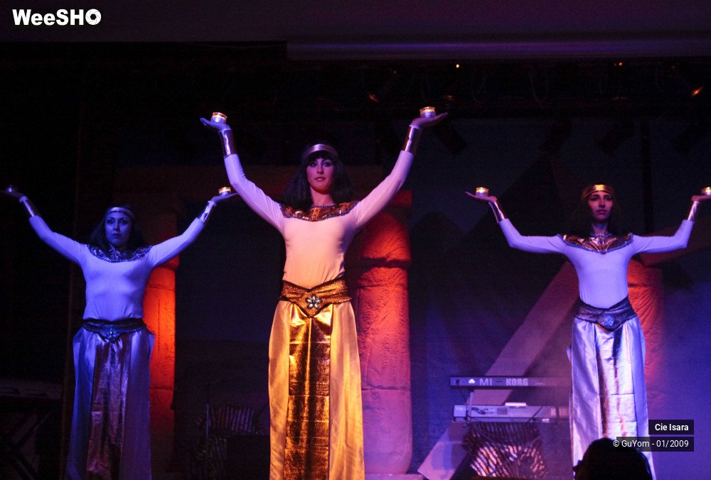 14/51 photos du spectacle Compagnie Isara