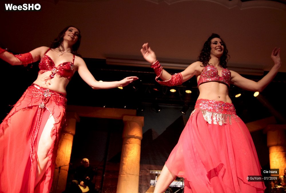 26/51 photos du spectacle Compagnie Isara