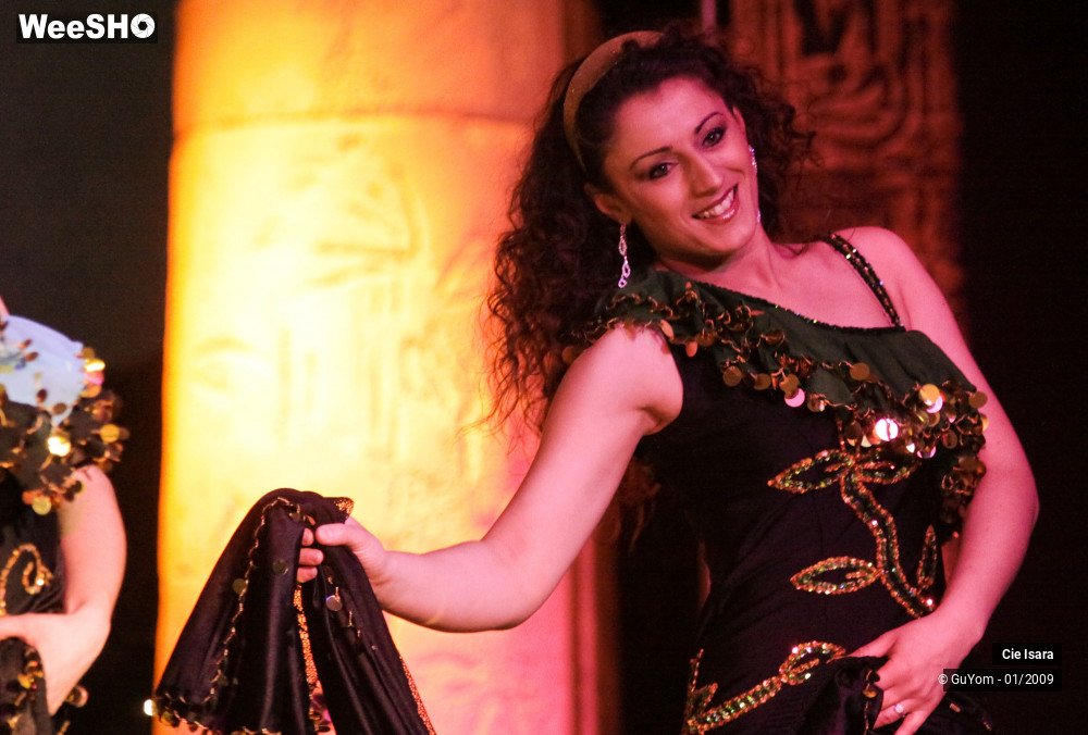 41/51 photos du spectacle Compagnie Isara