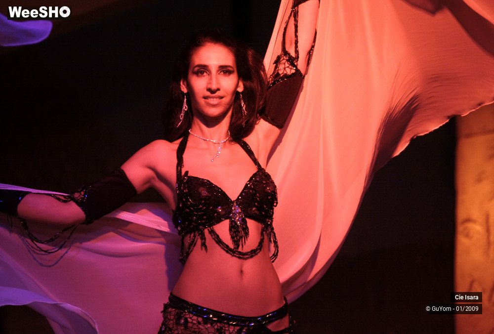 45/51 photos du spectacle Compagnie Isara