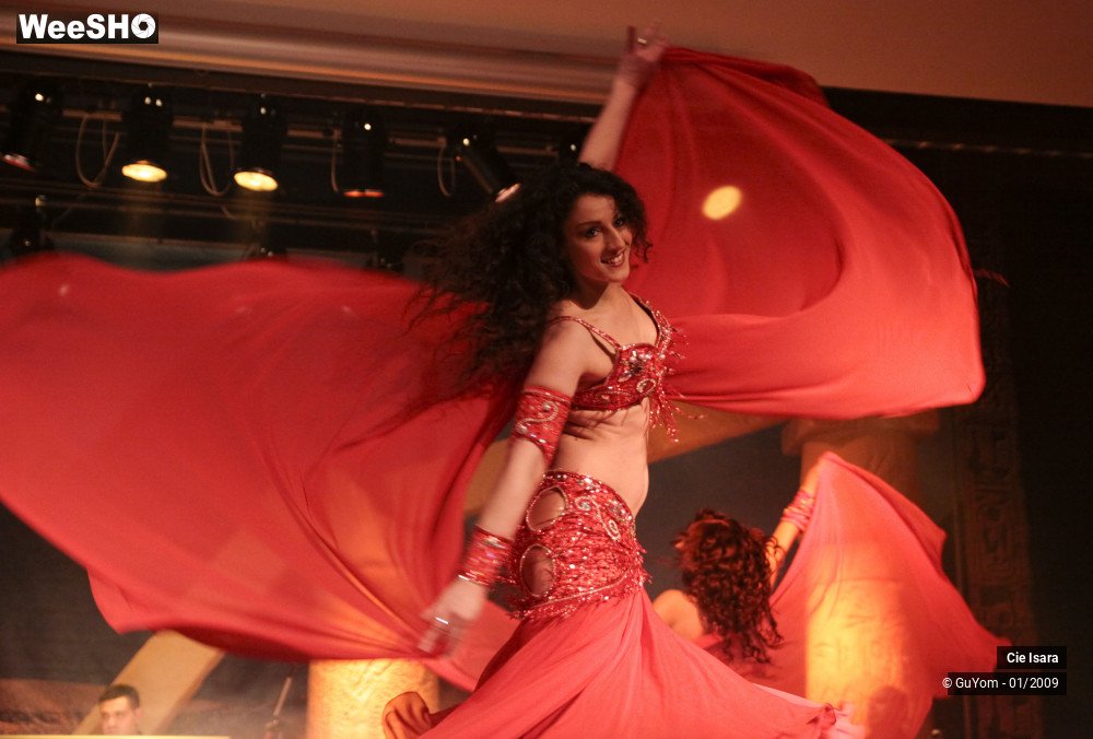 50/51 photos du spectacle Compagnie Isara