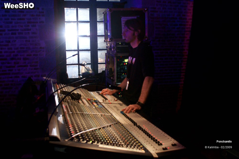 33/57 photos du spectacle Poncharello