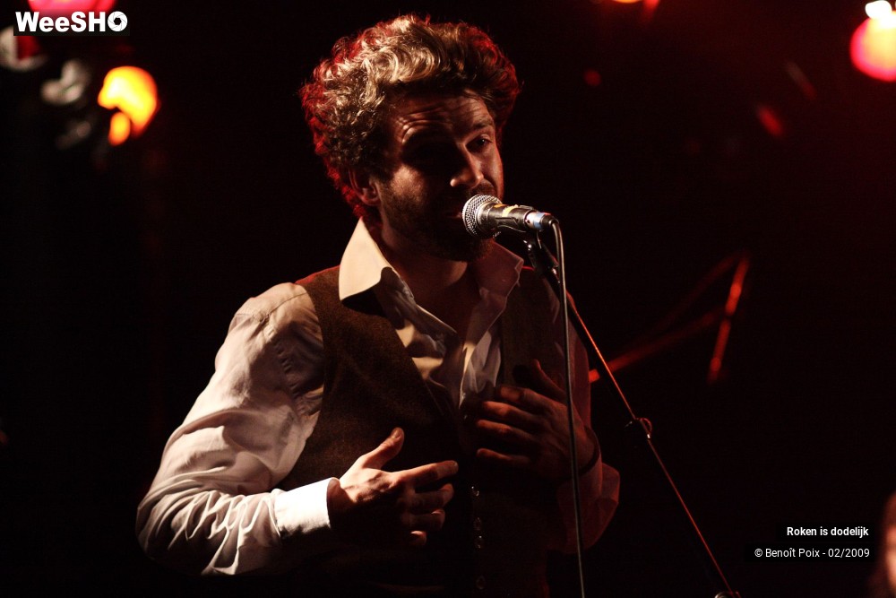 2/20 photos du spectacle Roken is Dodelijk