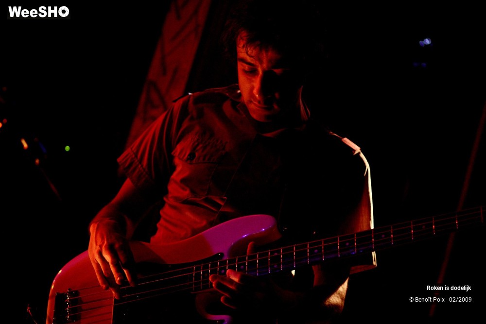 16/20 photos du spectacle Roken is Dodelijk