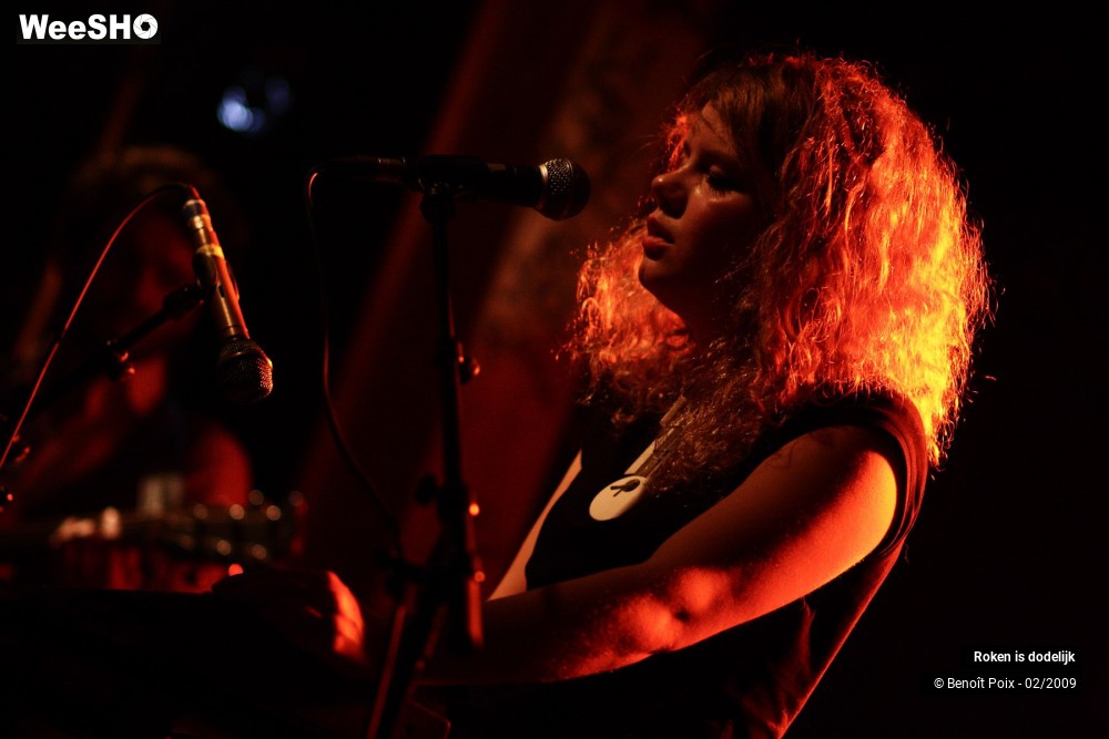 17/20 photos du spectacle Roken is Dodelijk