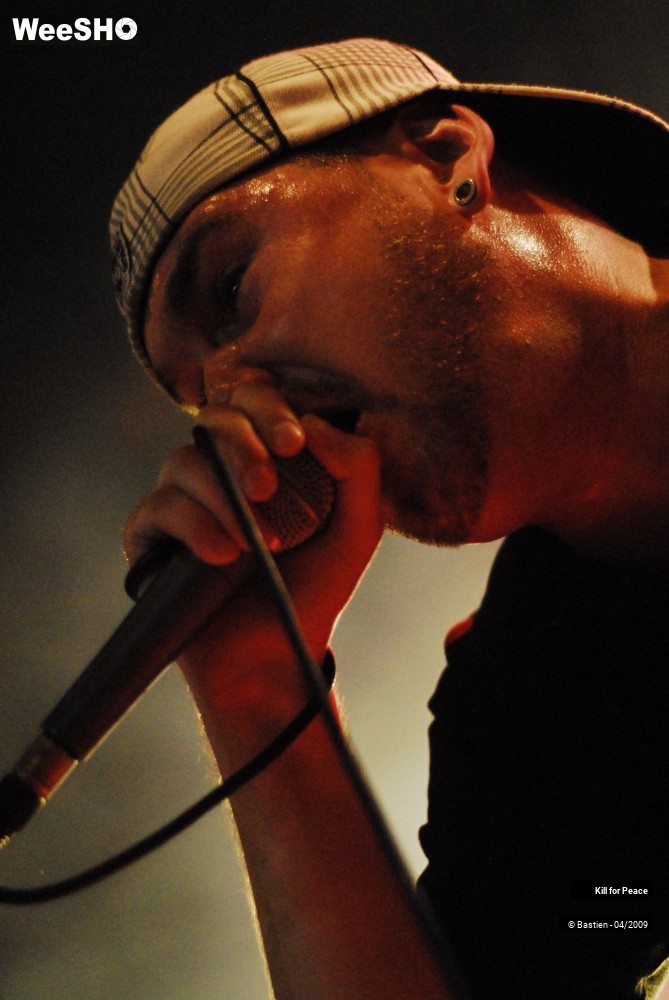 4/37 photos du spectacle Kill for Peace