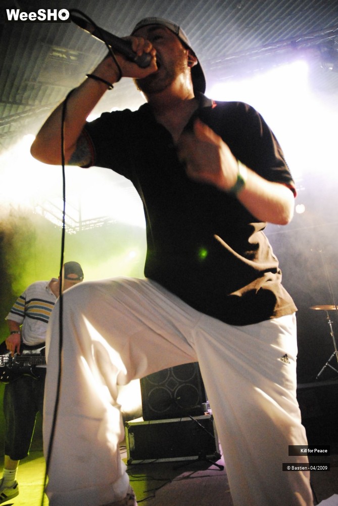 28/37 photos du spectacle Kill for Peace