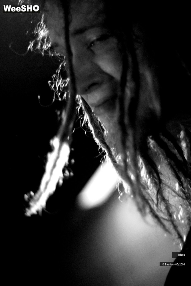 16/28 photos du spectacle Tribes