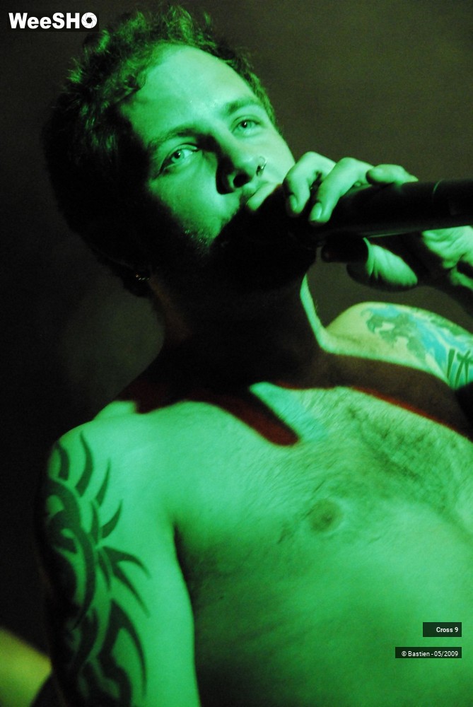 9/42 photos du spectacle Cross 9