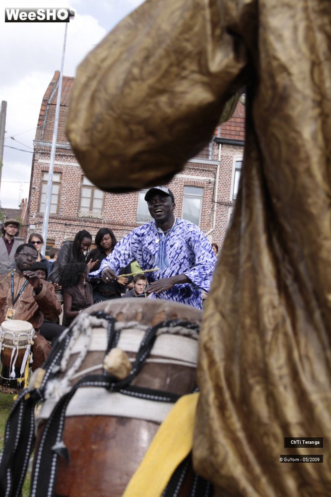 3/35 photos du spectacle Grand Sabar Takoussane - Percus