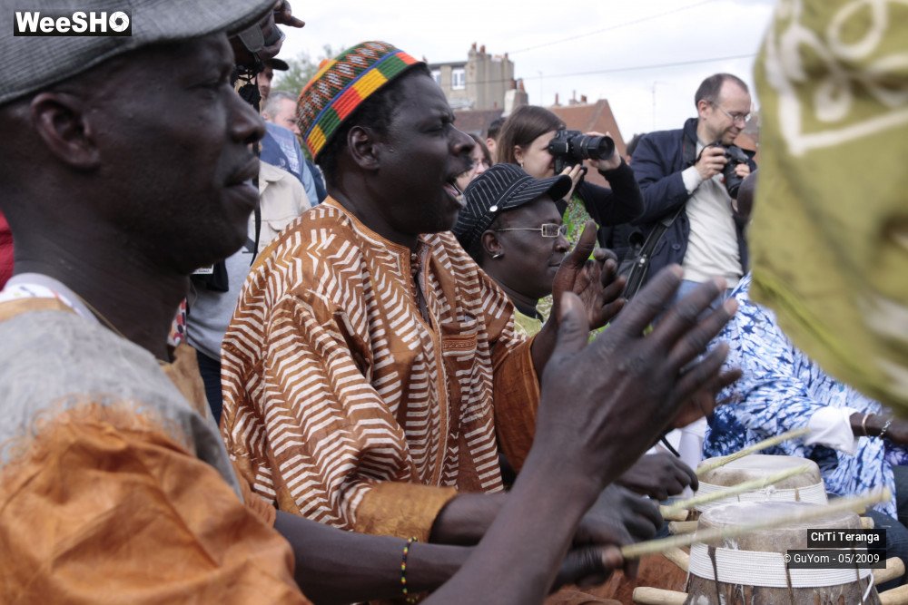 14/35 photos du spectacle Grand Sabar Takoussane - Percus