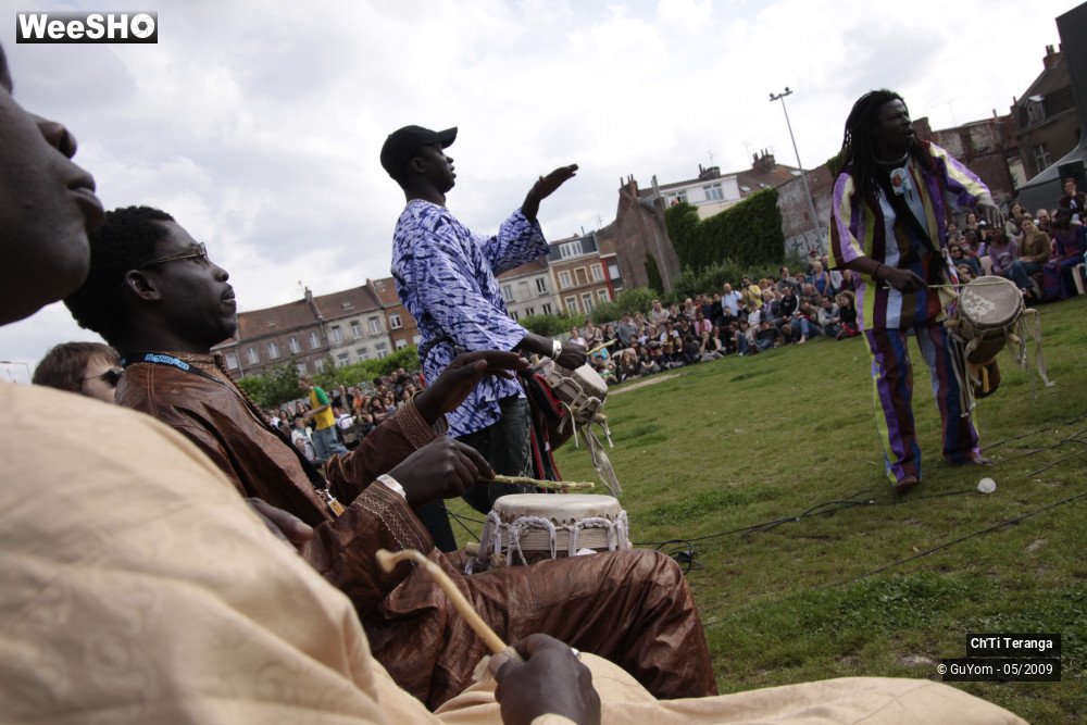 18/35 photos du spectacle Grand Sabar Takoussane - Percus