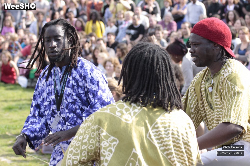 20/35 photos du spectacle Grand Sabar Takoussane - Percus