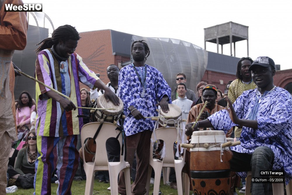 35/35 photos du spectacle Grand Sabar Takoussane - Percus